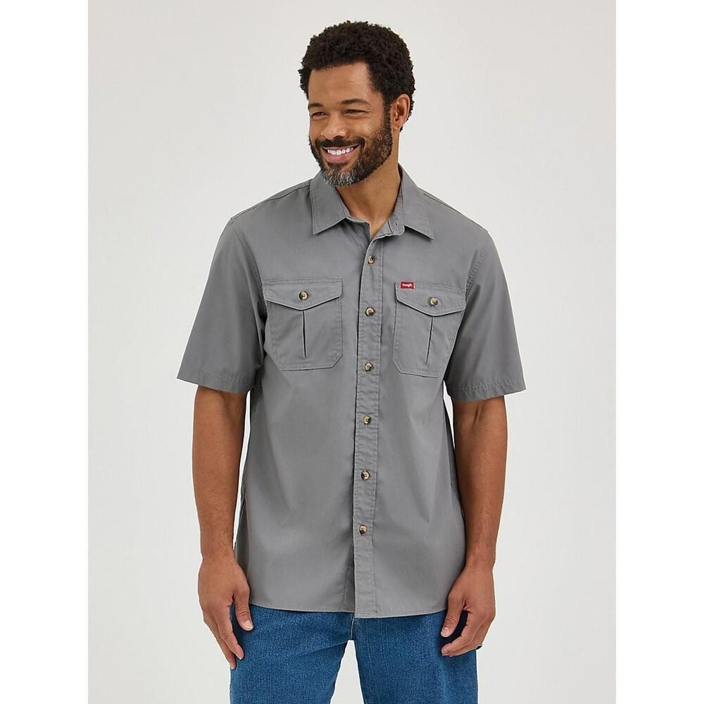 Men's Wrangler Relaxed Stretch Poplin Shirt. NWT Size M
